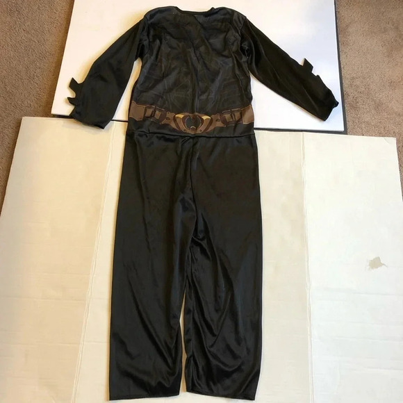 Batman Costume see pictures for size details - Picture 1 of 5